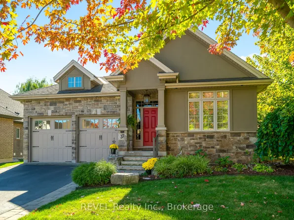 37 Hickory Ave, Niagara On The Lake, ON L0S 1J1