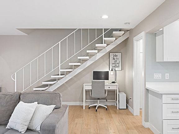 5th image of 630 S Knott Ave APT 29