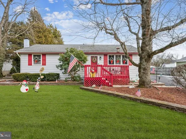 691 East Ave, Franklinville, NJ 08322