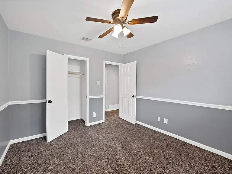1103 Wildwood Dr — Photo 8