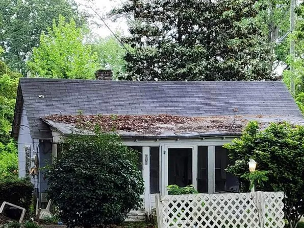 611 W Massachusetts Avenue, Southern Pines, NC 28387