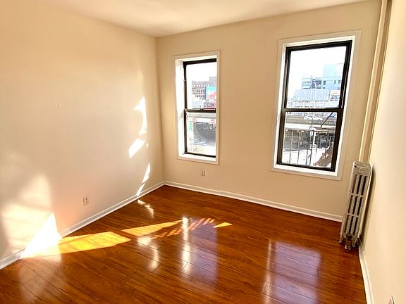 5th image of 11-58 49th Ave #3A