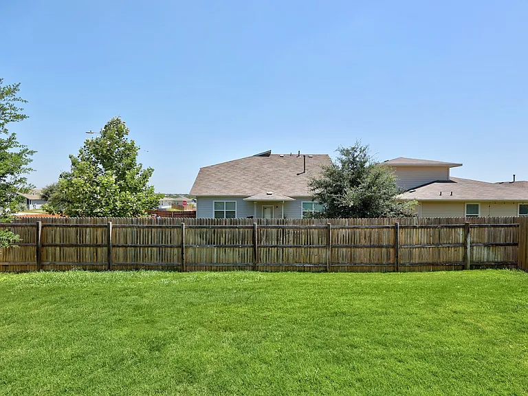 7800 Linda Michelle Ln — Photo 33