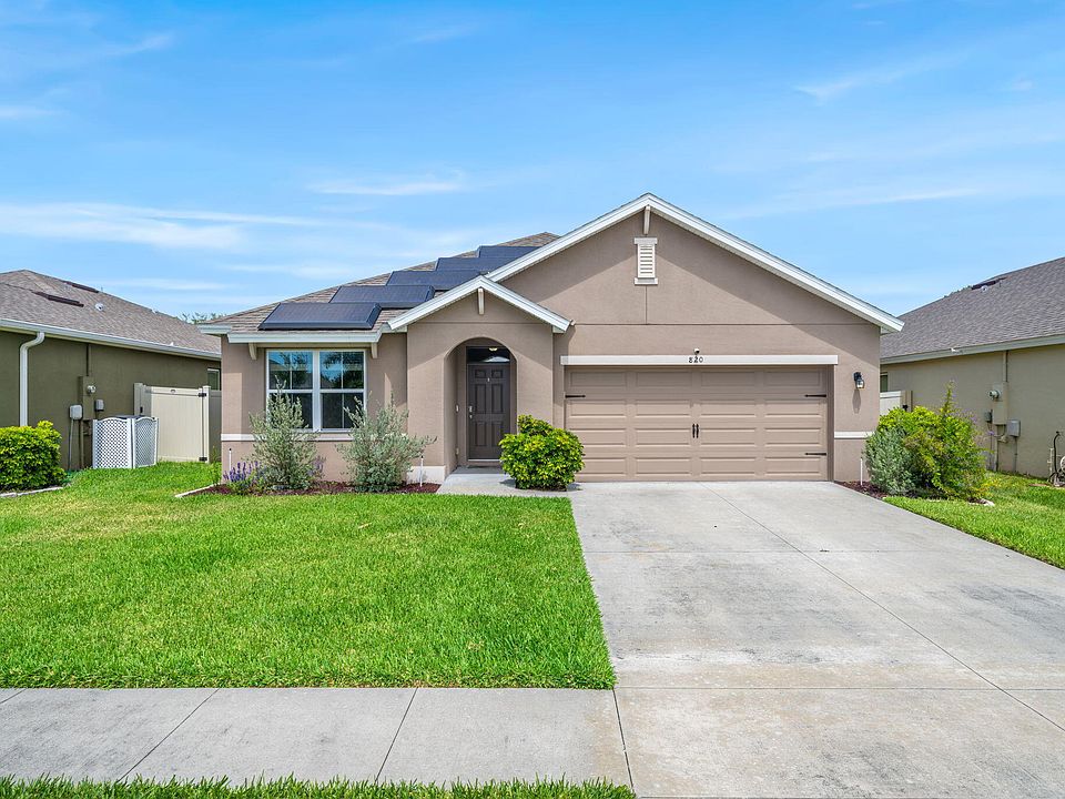 1st image of 820 Forest Trace Cir