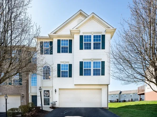2313 Michael Dr, Pittsburgh, PA 15227