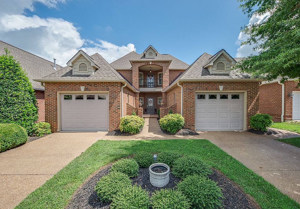 1st image of 271 Savannah Park Dr