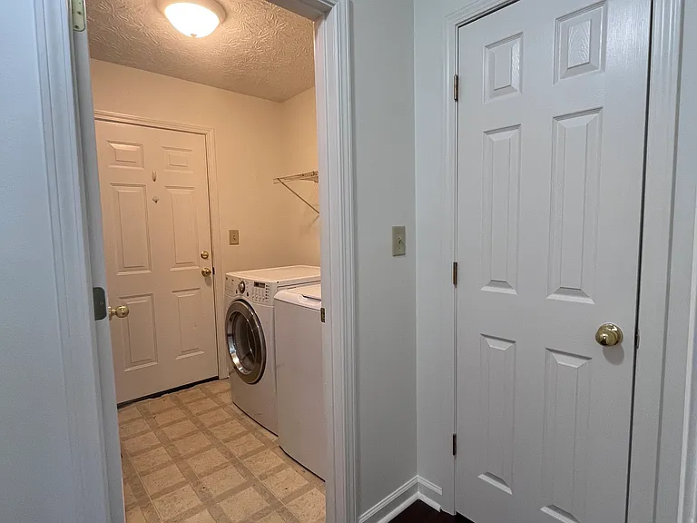 6540 Amherst Way — Photo 13
