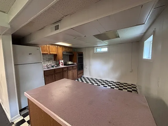 8901 Collingwood Rd — Photo 18