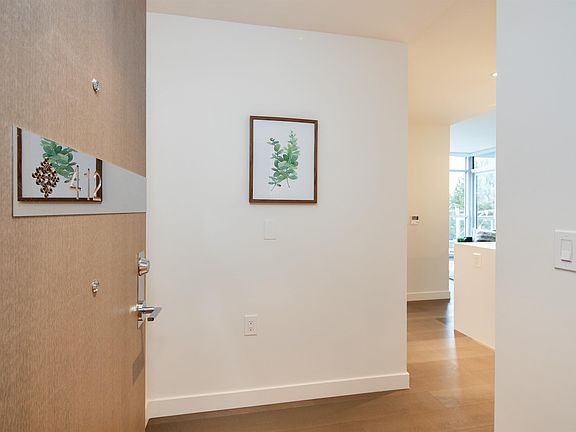 2nd image of 5189 Cambie St #412