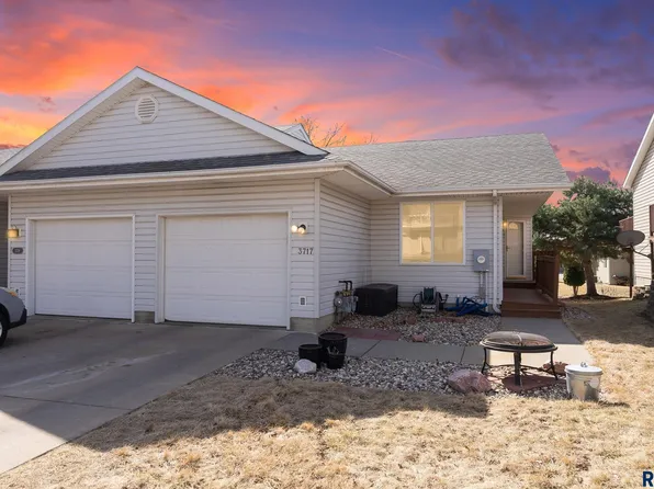 3717 E Mission St, Sioux Falls, SD 57103