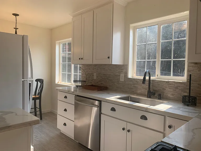 Kitchen remodel less than 4 years old