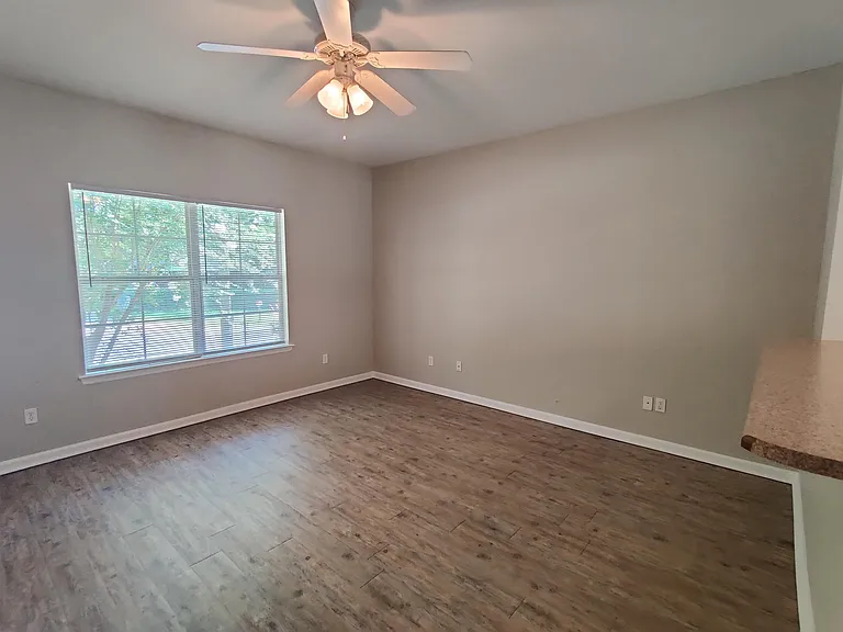 1231 Lake Ave #2 — Photo 3