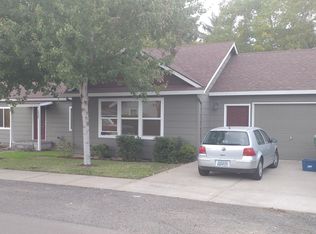 2427 G St, Hubbard, OR 97032