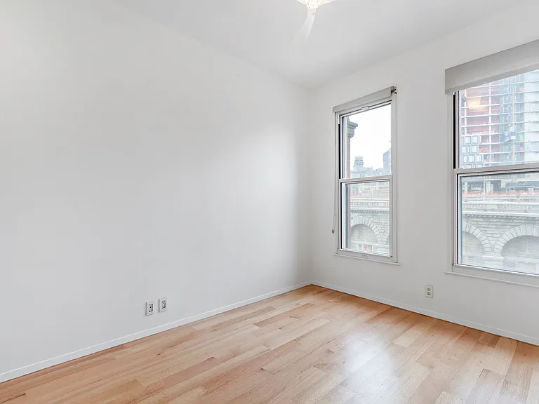 75 Poplar St #3L — Photo 4