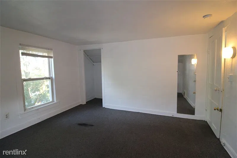 809 S. Division - 1 — Photo 2
