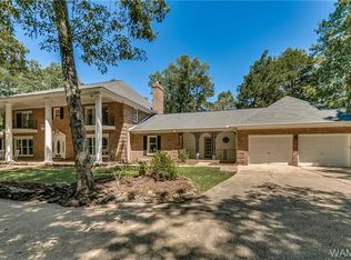 11764 High Cliff Dr, Northport, AL 35475