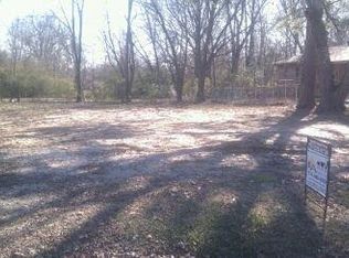 1027 E Cherry St, Milan, TN 38358