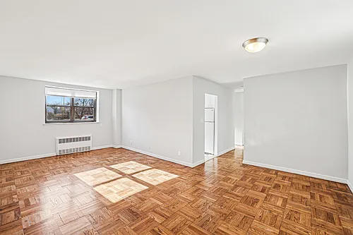 Harbor House Photo 1