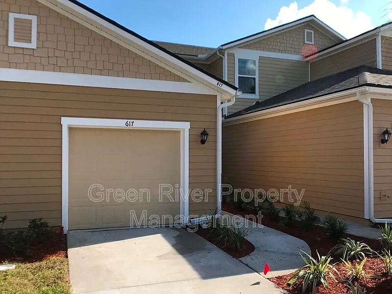 617 Servia Dr — Photo 16