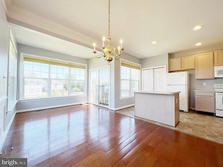8118 Rainwater Cir — Photo 4