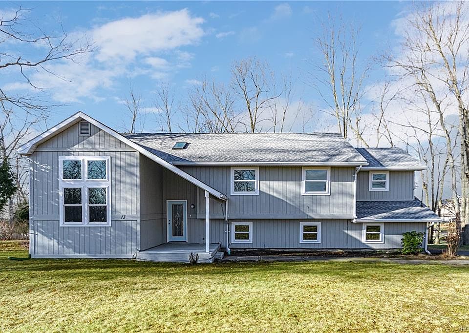 1st image of 13 Birchwood Ln