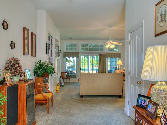 5th image of 903 Sandpiper Bay Drive SW