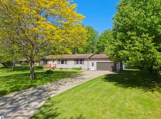 4225 Benson Rd, Cadillac, MI 49601
