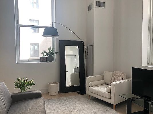 1st image of 30 Morningside Dr APT 316