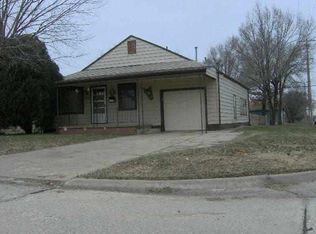 1521 Robbins St, Augusta, KS 67010