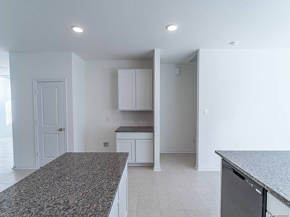 5th image of 6610 Cibolo Springs