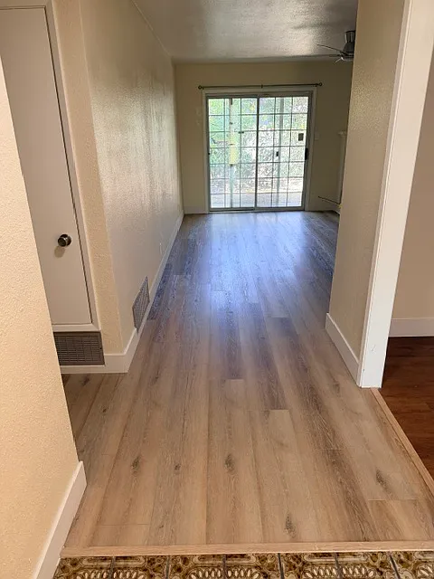 5 bed, 1742 sqft, $2,995 — Photo 4