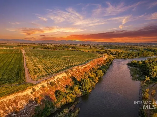 Hillview Rd, Emmett, ID 83617
