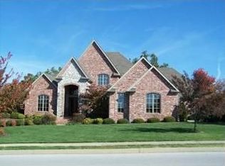 5476 Clear Creek Blvd, Fayetteville, AR 72704