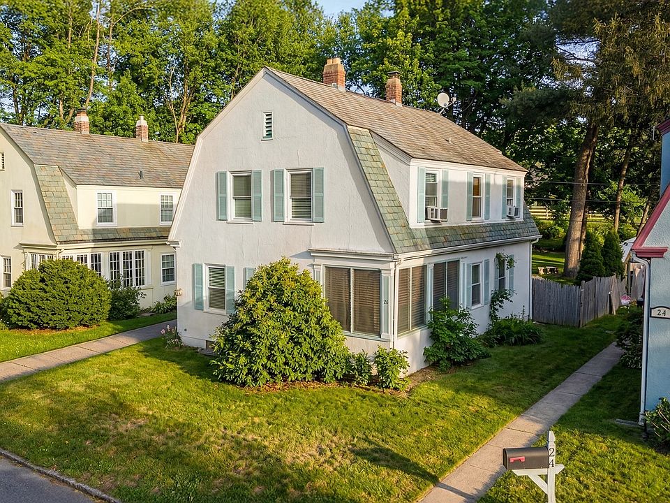 1st image of 28 Maple St