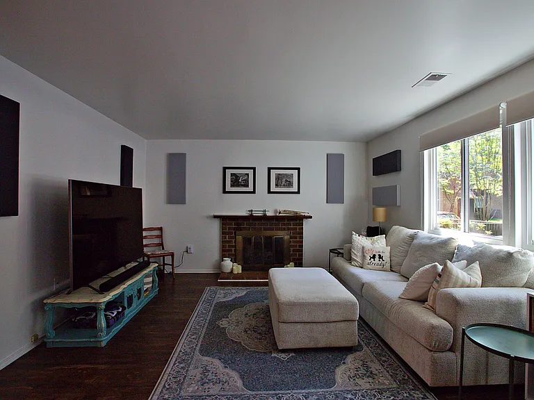 1450 Greenmont Ct — Photo 6