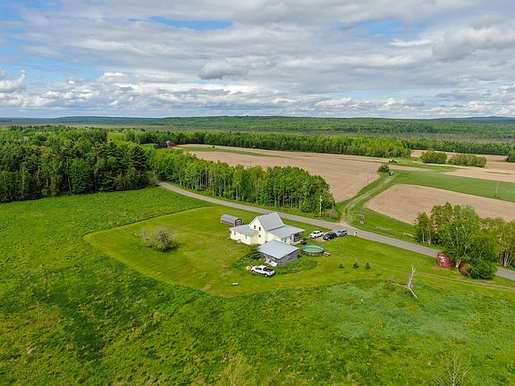 3rd image of 164 Mud Pond Road