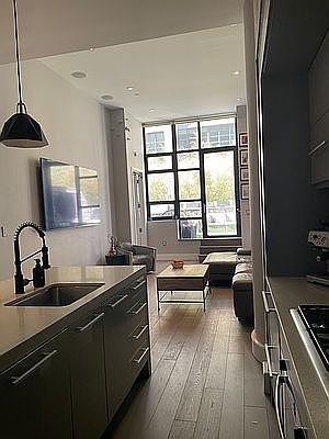 5th image of 360 Furman St APT 303
