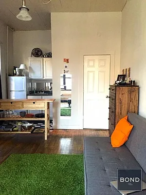 Rented by Bond New York | media 20