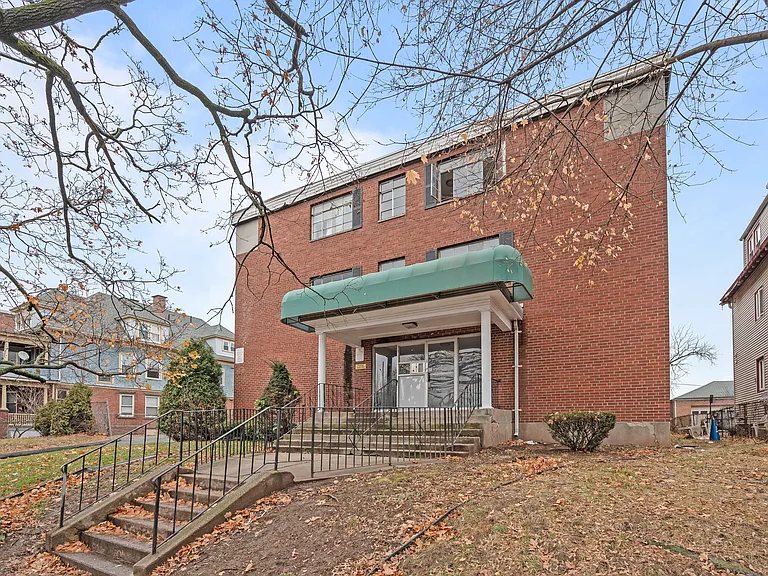 212 Laurel St #3C — Photo 1