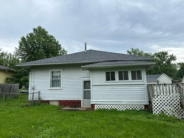 2 bed, 1192 sqft, $975 — Photo 4