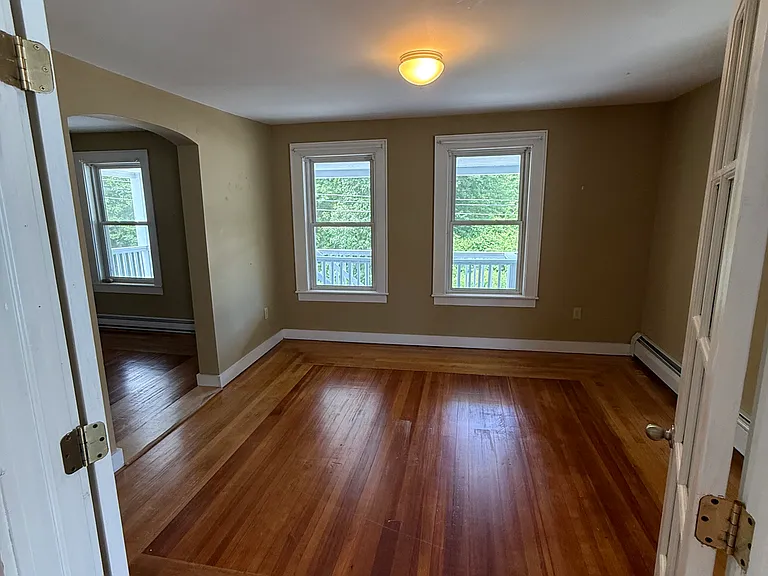 32 Irving St #2 — Photo 8