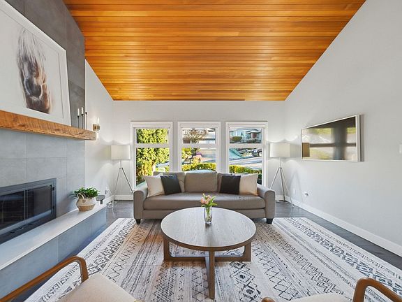 5th image of 2023 Hill Dr