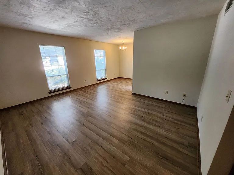 2061 Rickards Rd #A — Photo 2