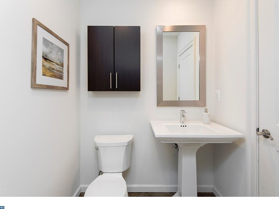 1st image of 252 N Columbus Blvd #1214