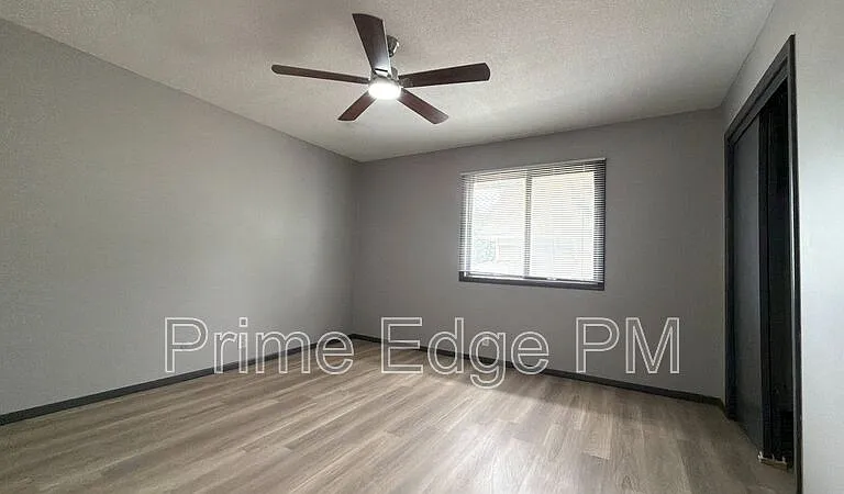 4520 Calvert St #6 — Photo 18
