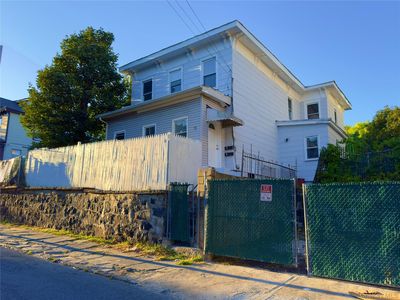 11 Lafayette Place, Yonkers, NY, 10701