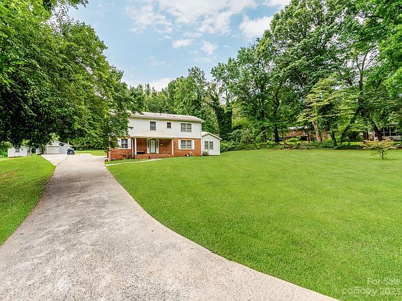 2nd image of 239 Westwood Dr