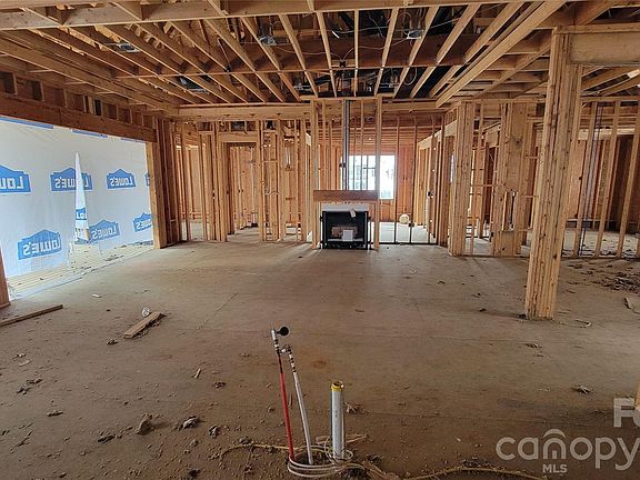 5th image of 760 Bellegray Rd