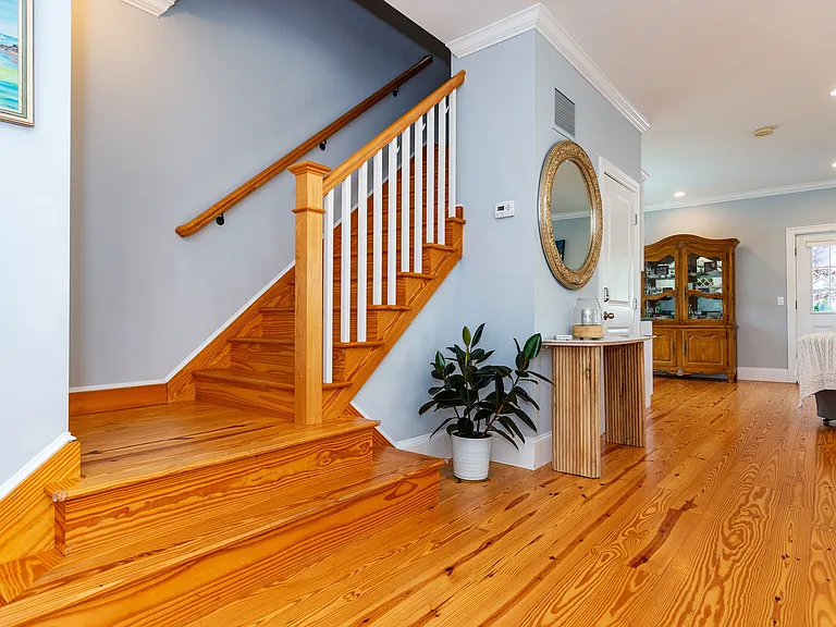 19 Eustis Ave — Photo 11