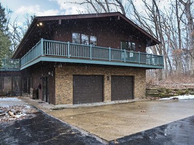 412 Blackberry Dr, Bull Valley, IL, 60098